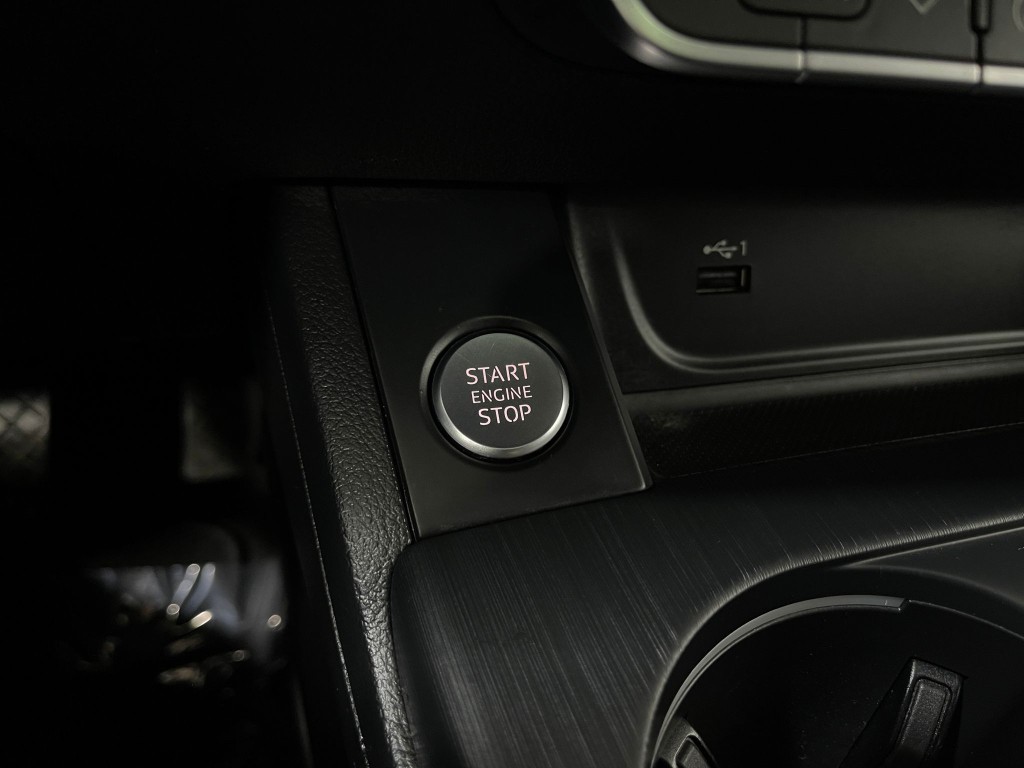 2018 Audi A4 Image 23