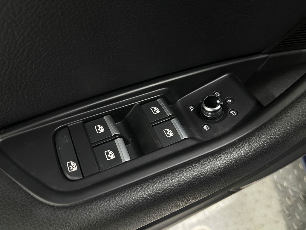 2018 Audi A4 Image 16