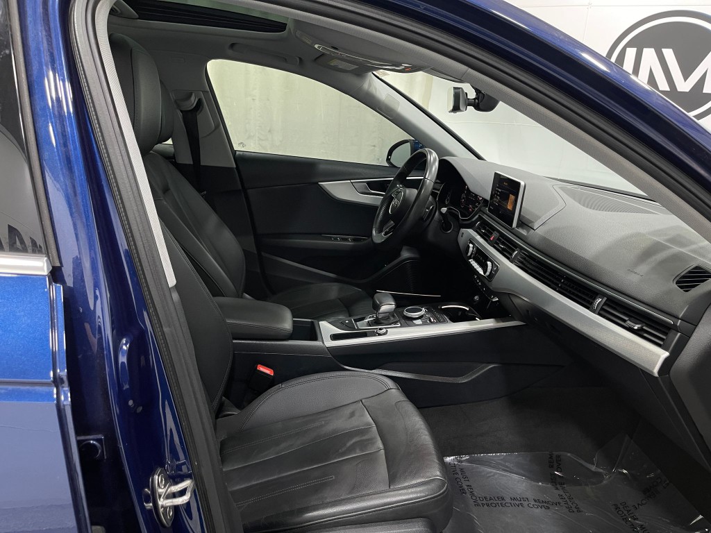 2018 Audi A4 Image 32