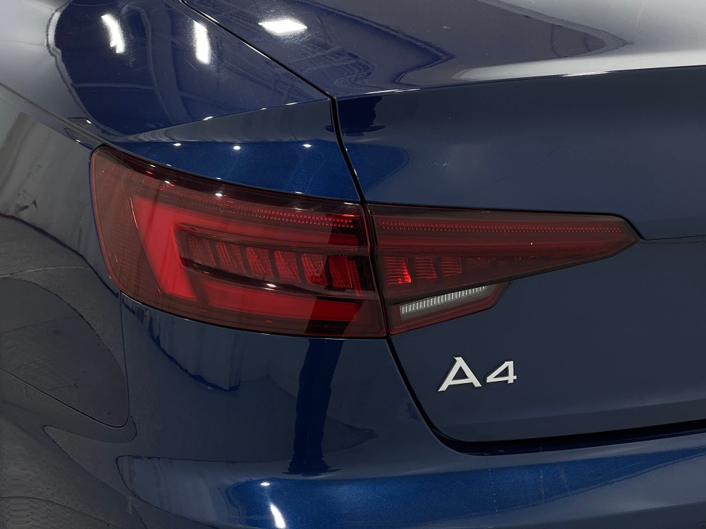 2018 Audi A4 Image 34