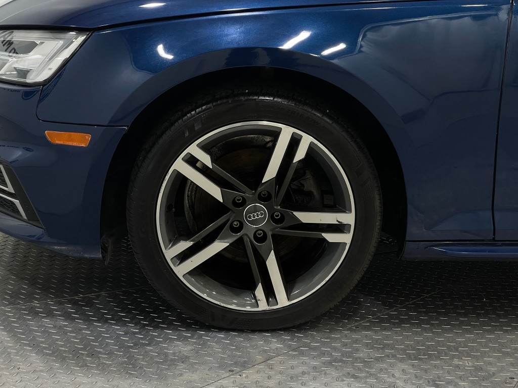 2018 Audi A4 Image 35