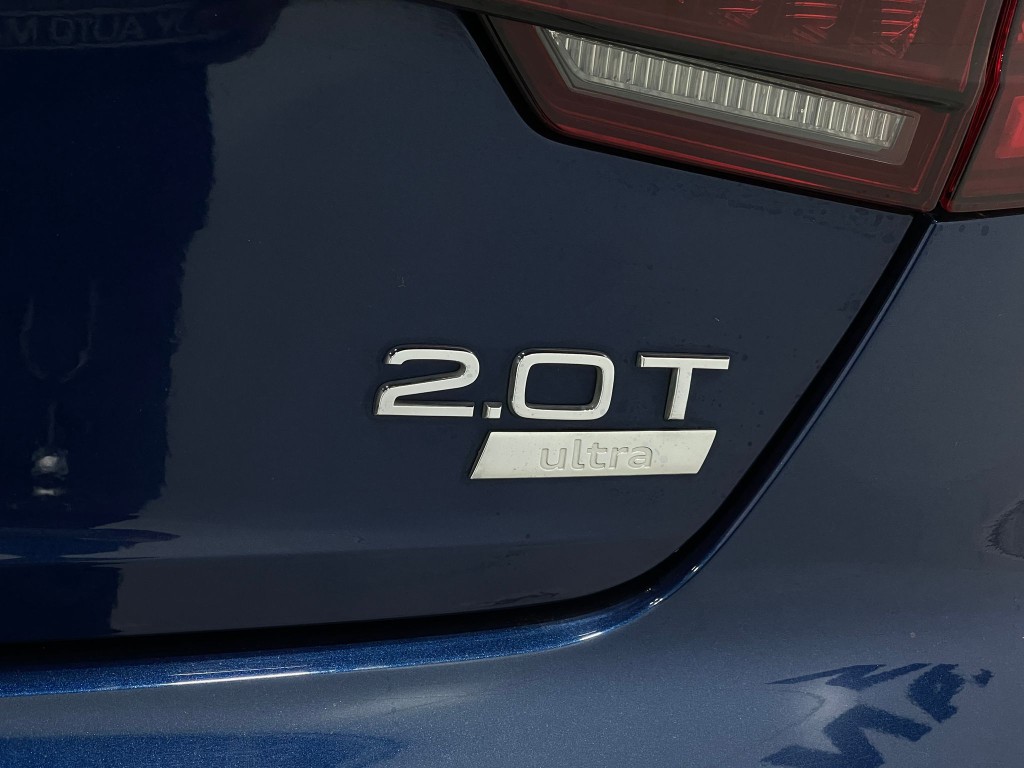 2018 Audi A4 Image 40