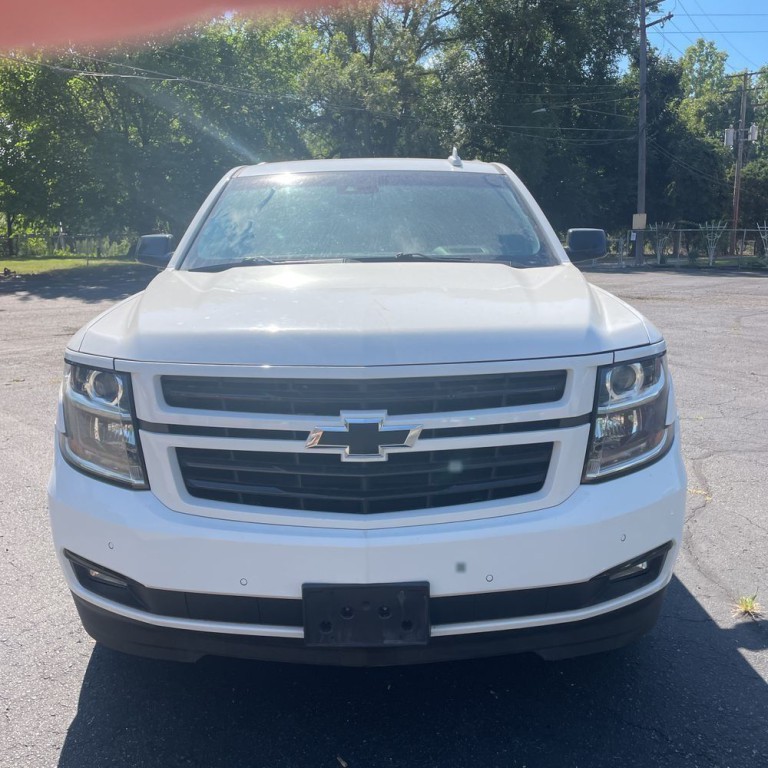 2018 Chevrolet Tahoe Image 2