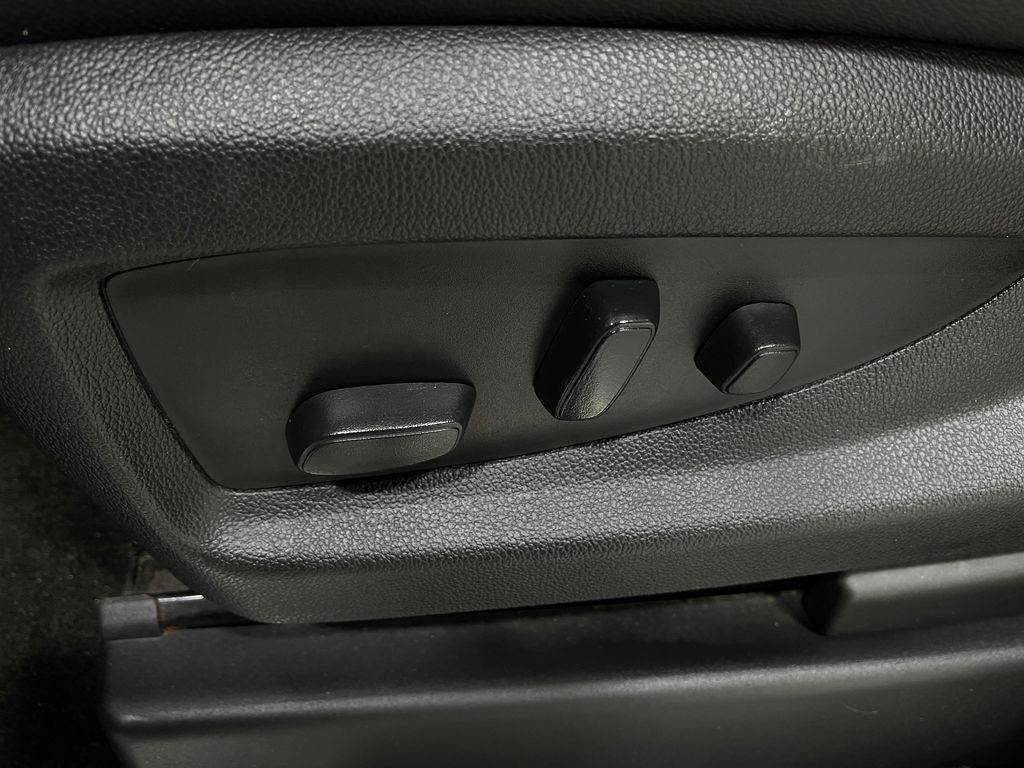 2018 Chevrolet Tahoe Image 18