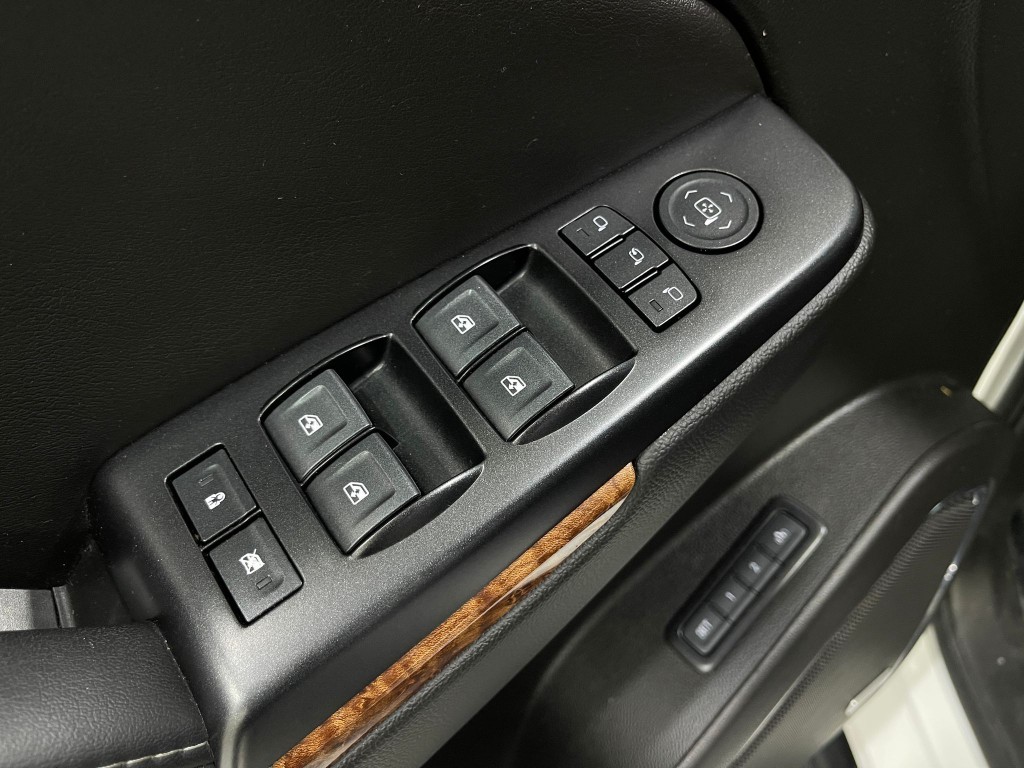 2018 Chevrolet Tahoe Image 17
