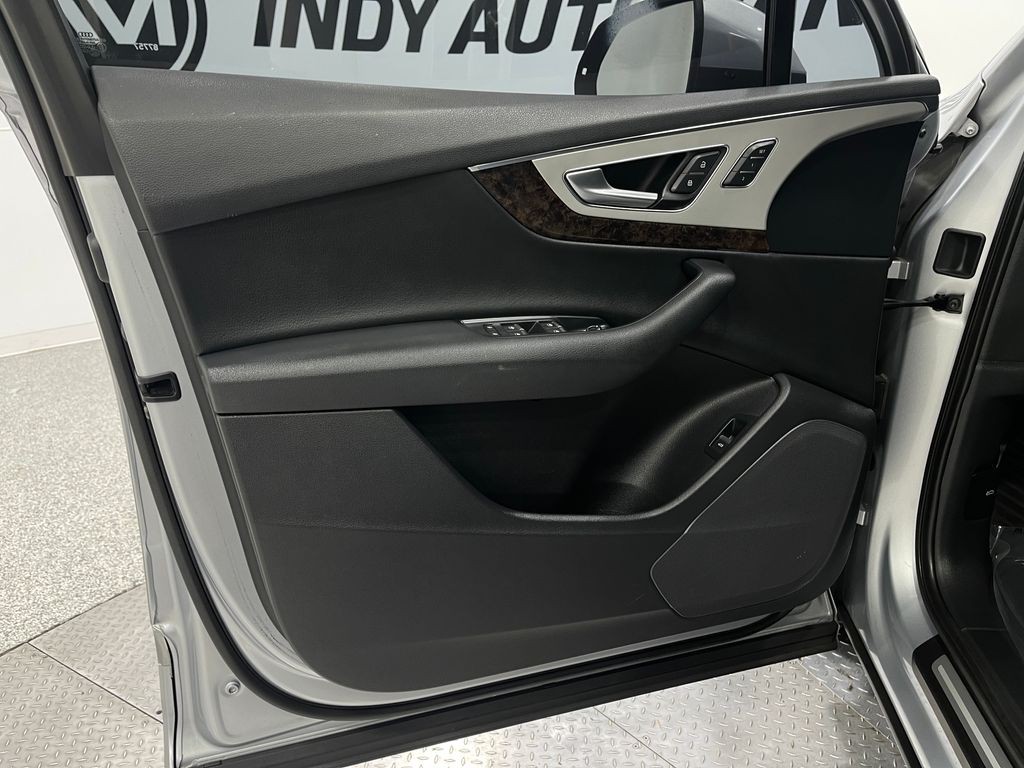 2019 Audi Q7 Image 15
