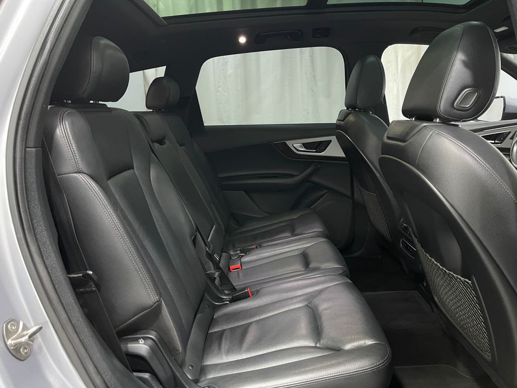 2019 Audi Q7 Image 34