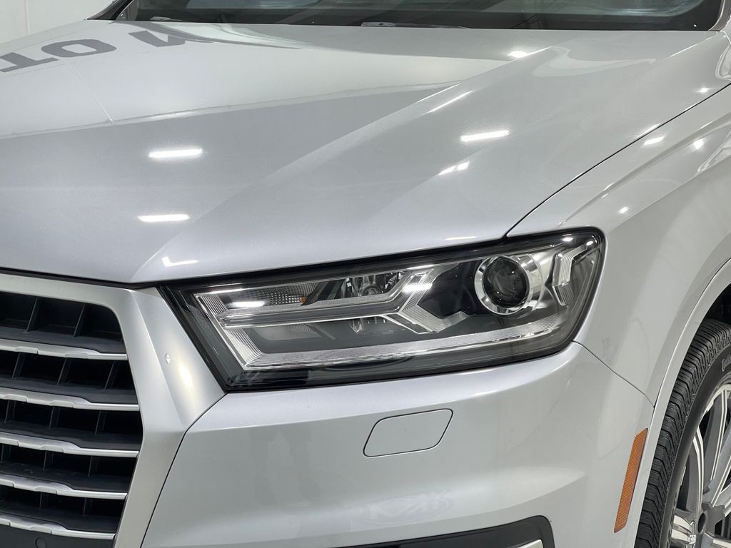 2019 Audi Q7 Image 36