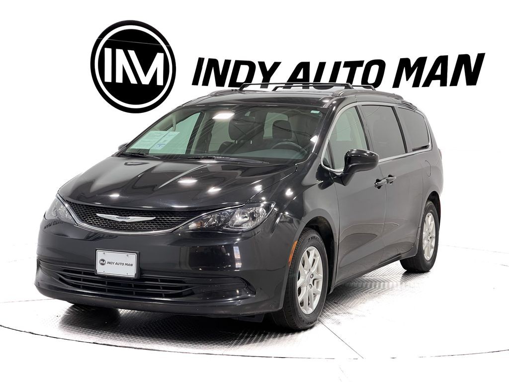 2020 Chrysler Voyager Image 8