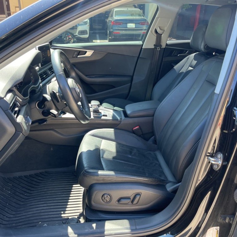 2018 Audi A4 Image 9