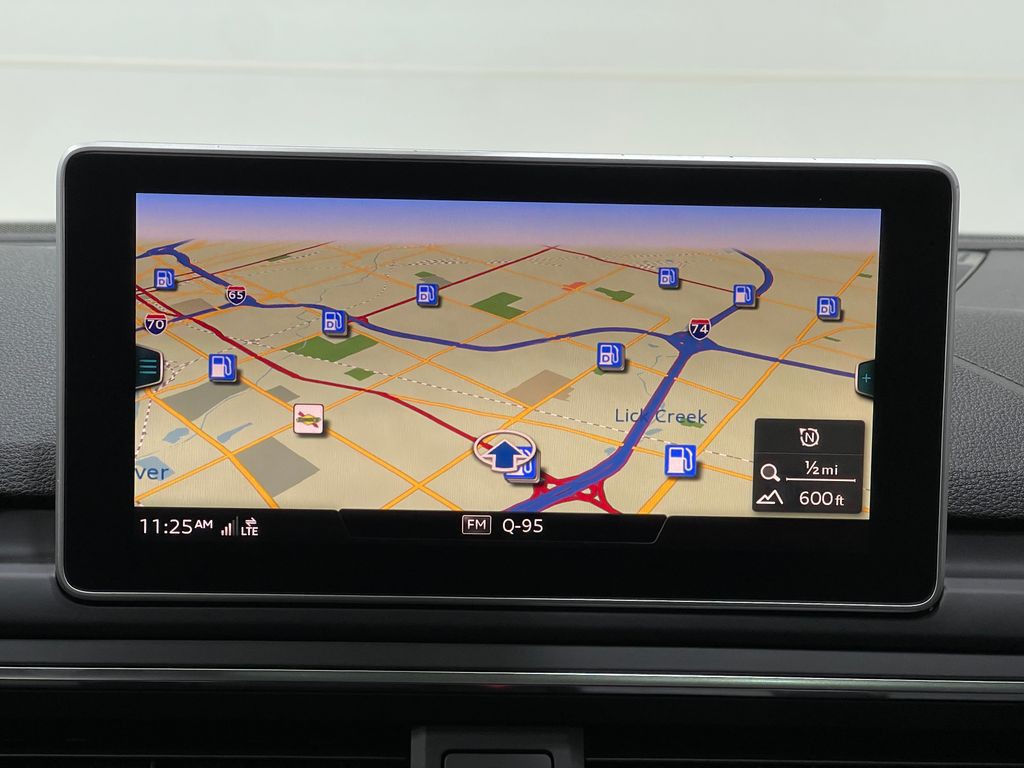 2018 Audi A4 Image 10