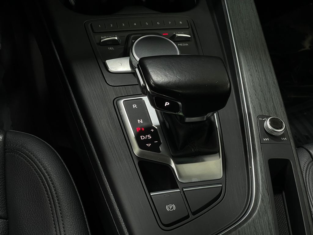 2018 Audi A4 Image 31