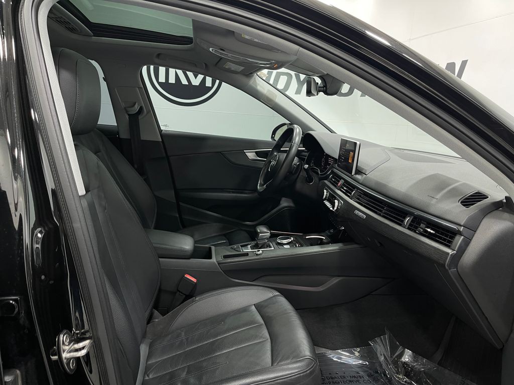 2018 Audi A4 Image 34