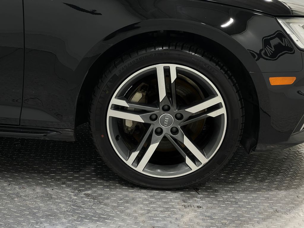 2018 Audi A4 Image 37