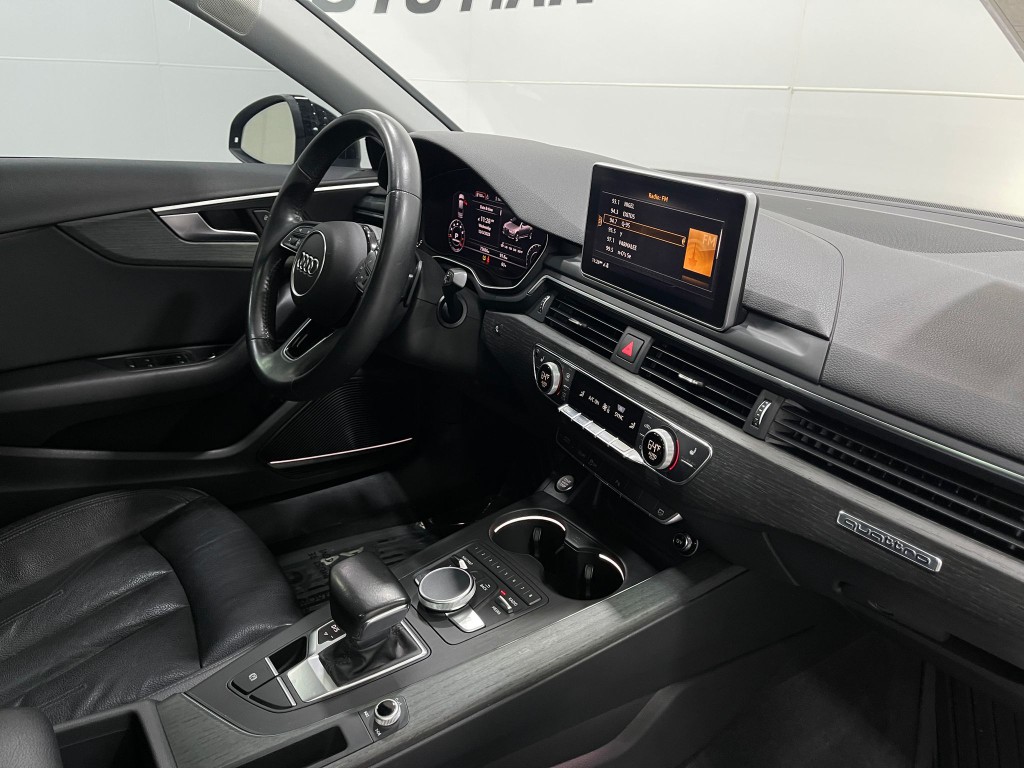 2018 Audi A4 Image 22