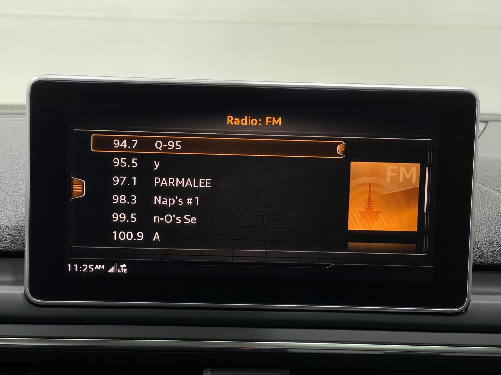 2018 Audi A4 Image 26