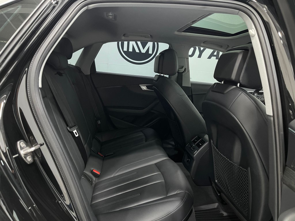 2018 Audi A4 Image 33