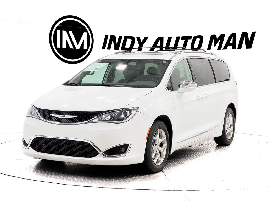 2018 Chrysler Pacifica Image 8