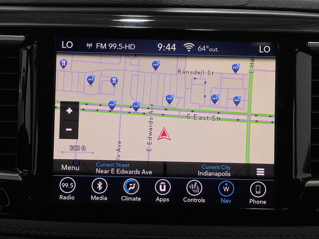 2018 Chrysler Pacifica Image 10