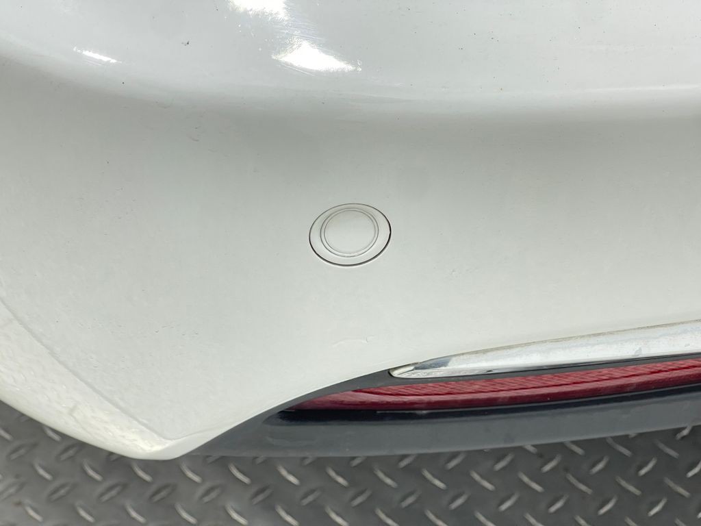 2018 Chrysler Pacifica Image 13