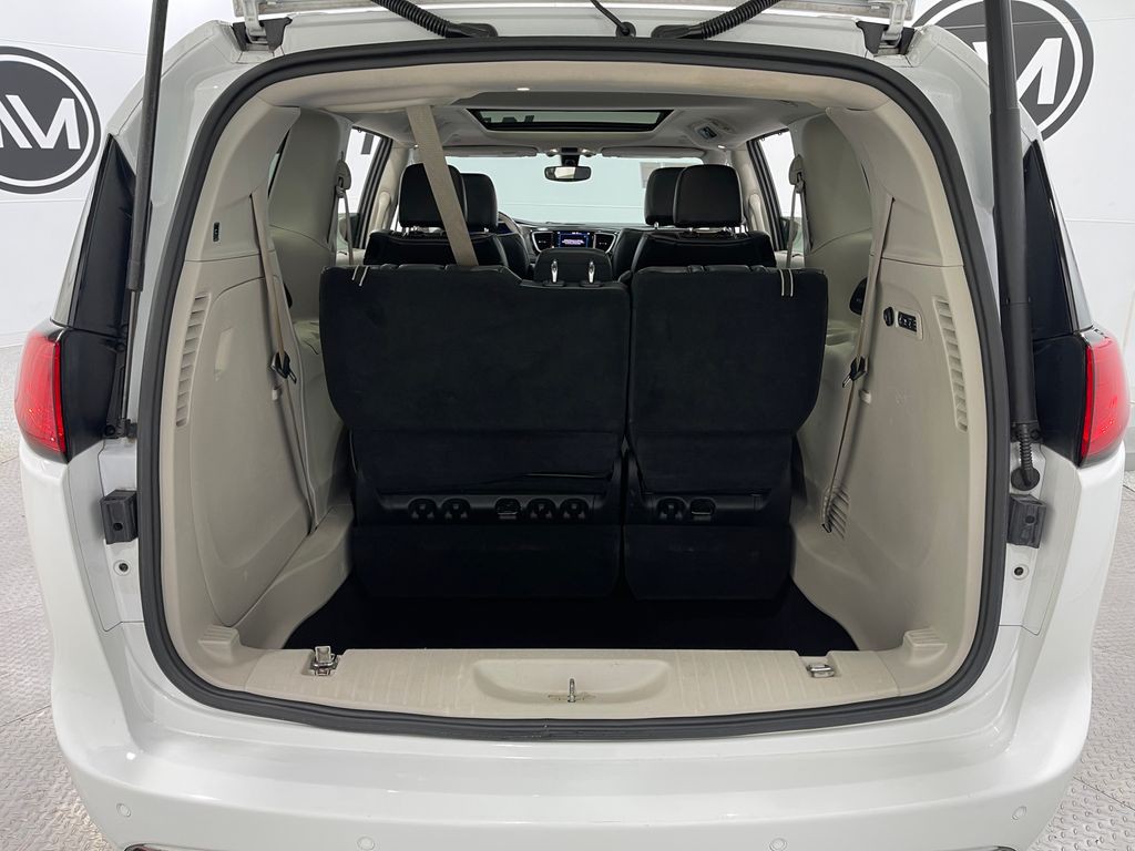 2018 Chrysler Pacifica Image 27