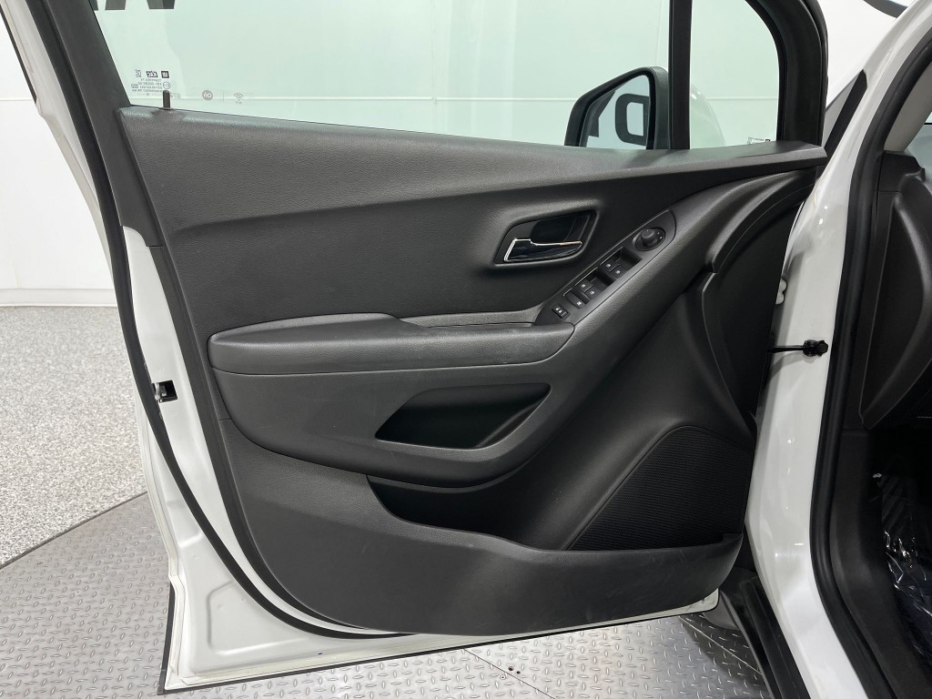 2020 Chevrolet Trax Image 14