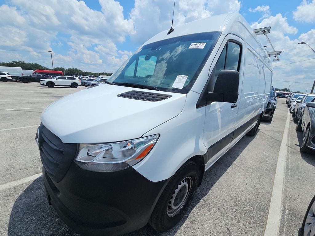 2022 Mercedes-Benz Sprinter Image 3