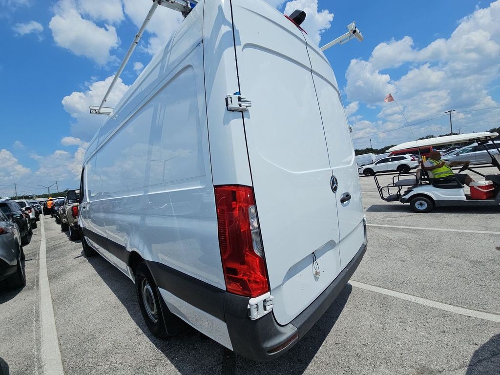 2022 Mercedes-Benz Sprinter Image 5