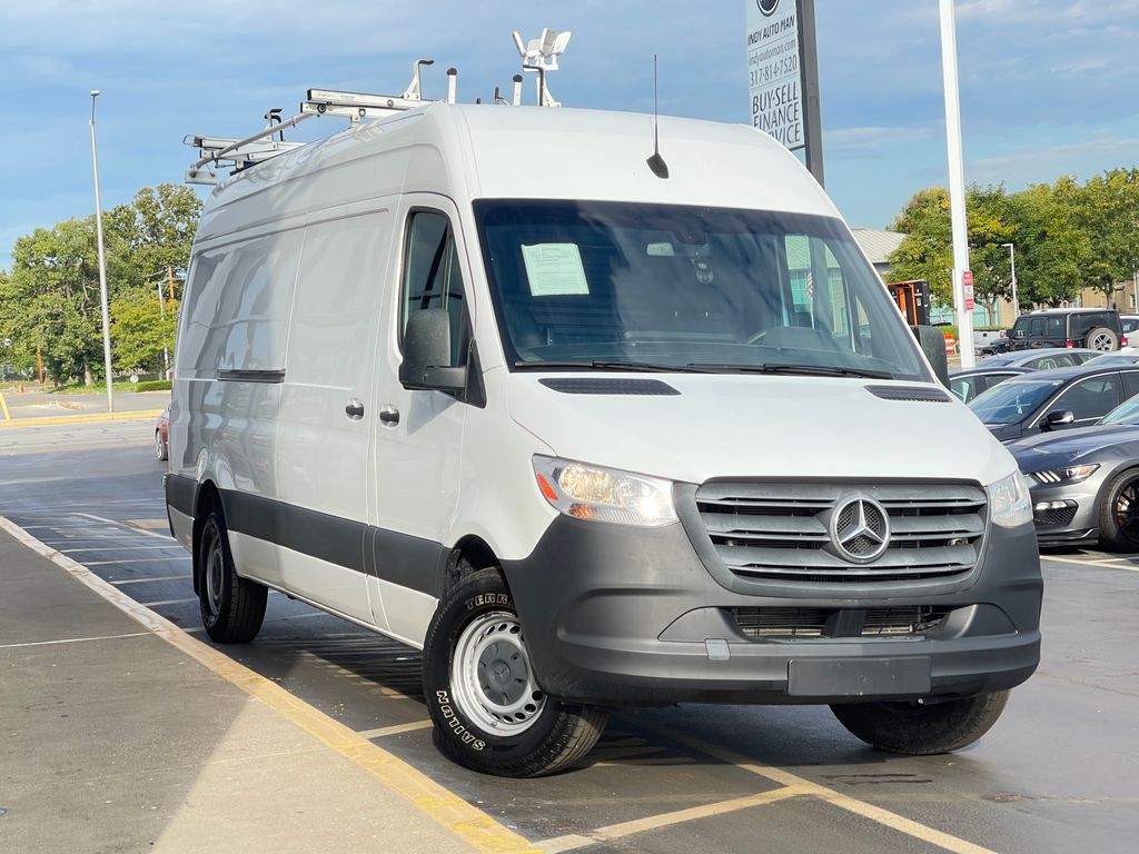 2022 Mercedes-Benz Sprinter Image 2