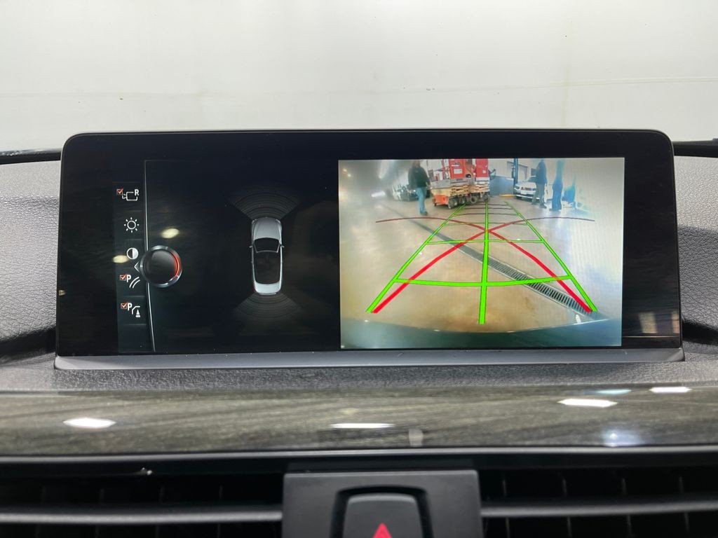 2017 BMW 4 Series Image 11