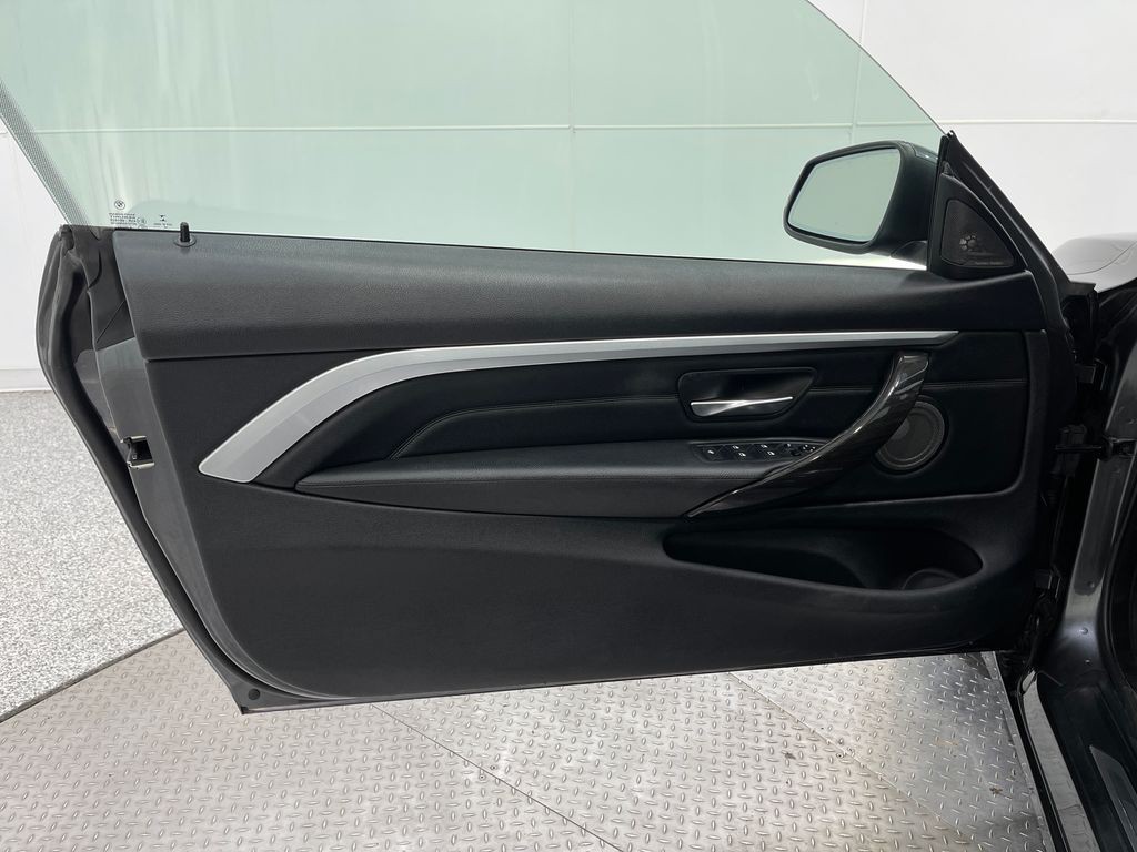 2017 BMW 4 Series Image 15