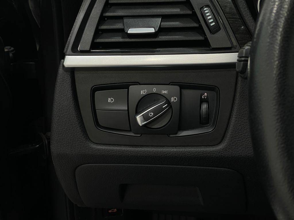 2017 BMW 4 Series Image 22