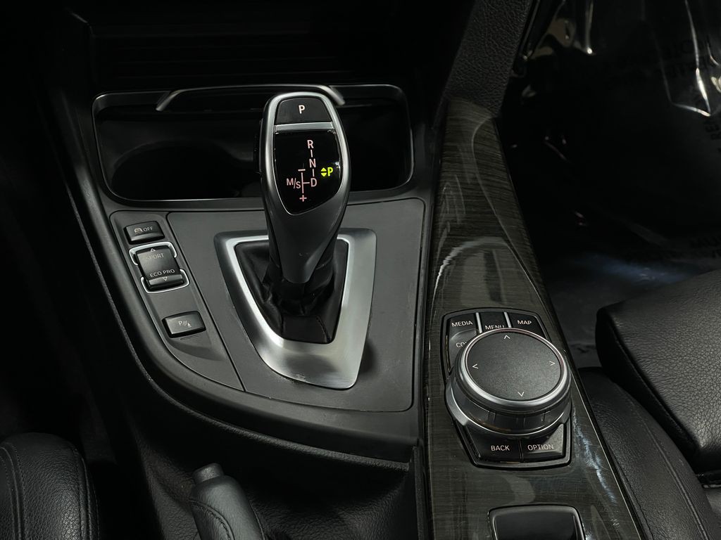 2017 BMW 4 Series Image 30