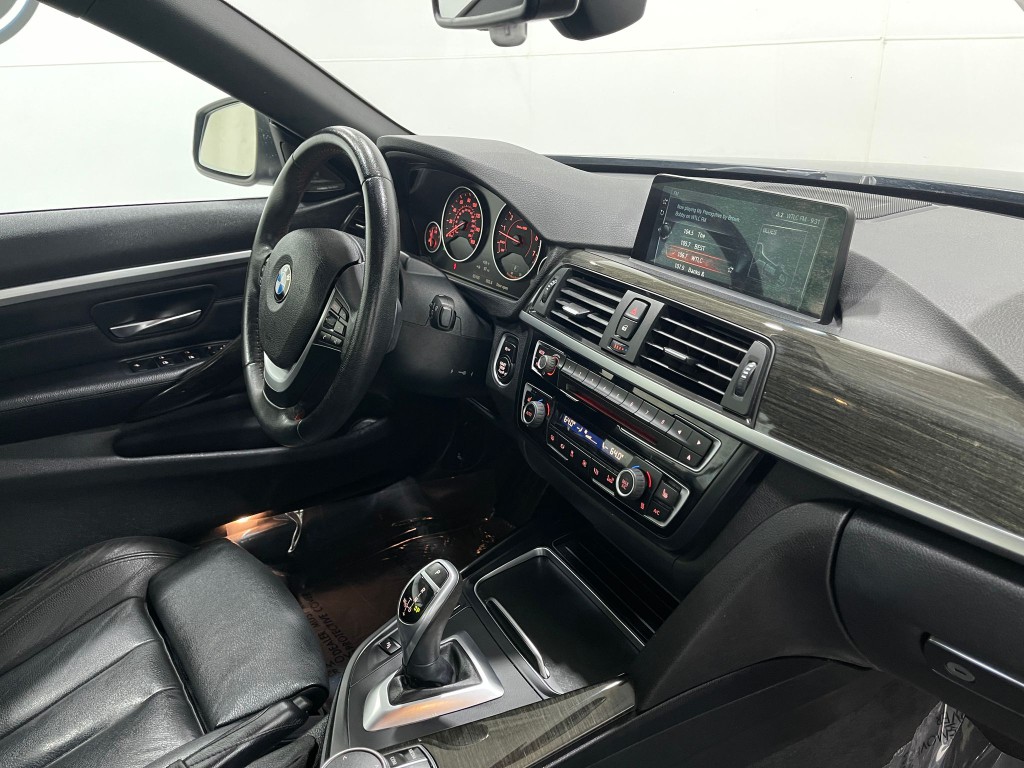2017 BMW 4 Series Image 21