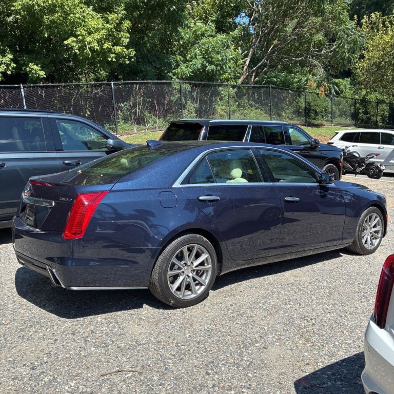 2018 Cadillac CTS Image 4