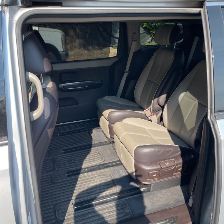 2017 Kia Sedona Image 20
