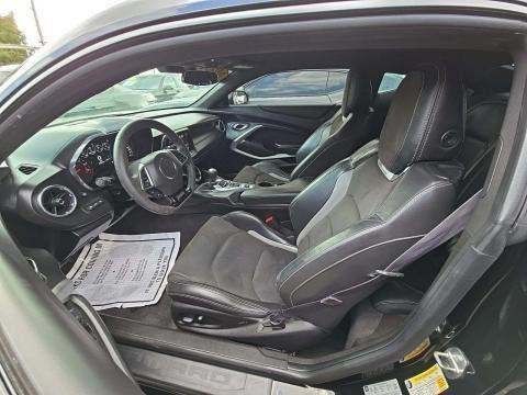 2017 Chevrolet Camaro Image 5