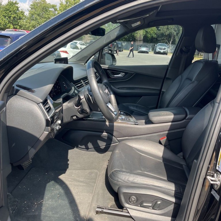2018 Audi Q7 Image 9