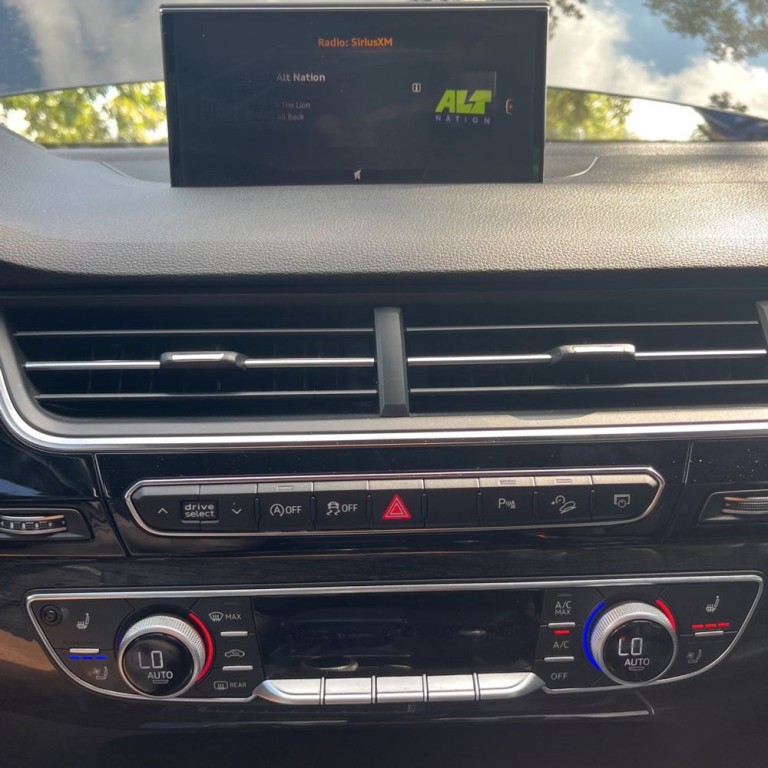 2018 Audi Q7 Image 14