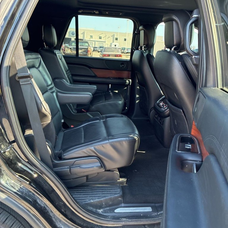 2018 Lincoln Navigator Image 18