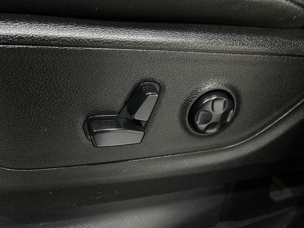 2019 RAM 1500 Image 17