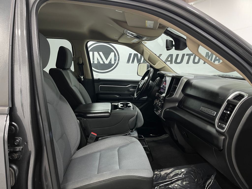 2019 RAM 1500 Image 32