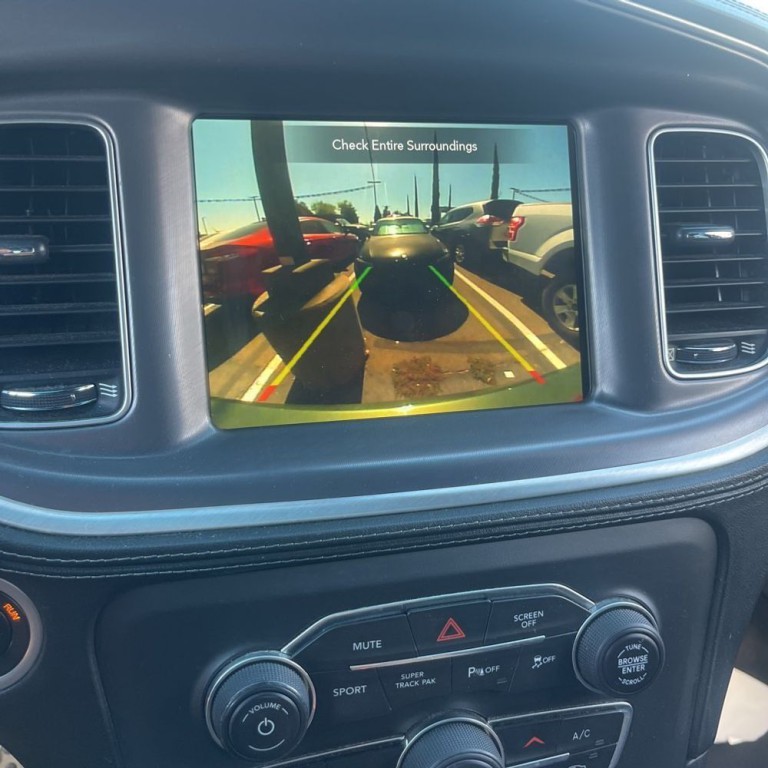2020 Dodge Charger Image 16