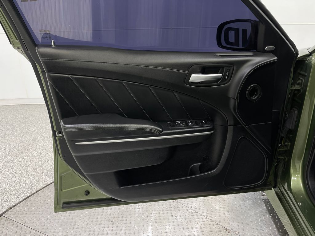 2020 Dodge Charger Image 15