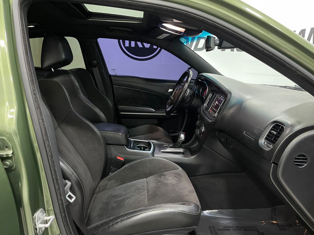 2020 Dodge Charger Image 32