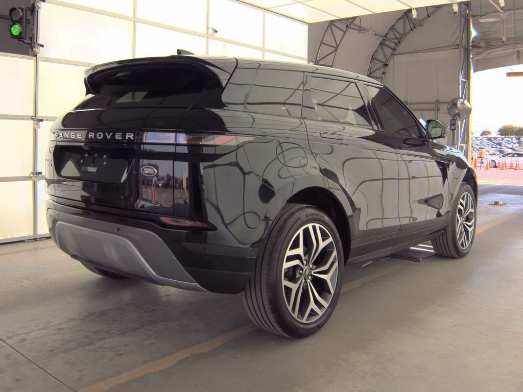 2020 Land Rover Range Rover Evoque Image 4