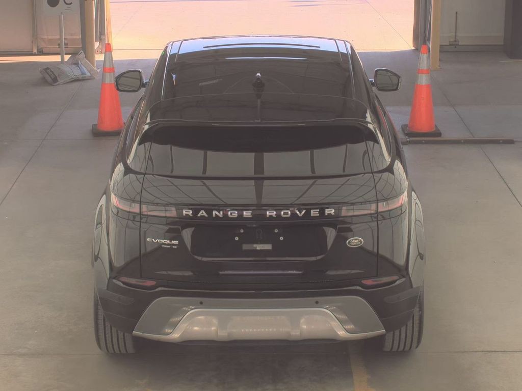 2020 Land Rover Range Rover Evoque Image 5