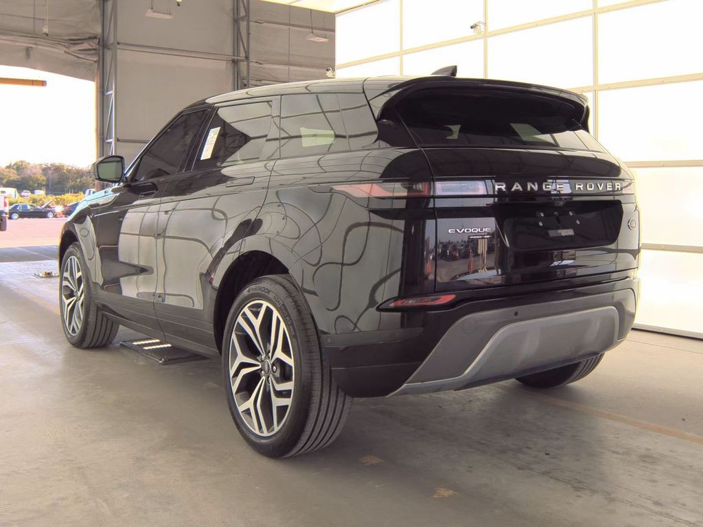 2020 Land Rover Range Rover Evoque Image 6