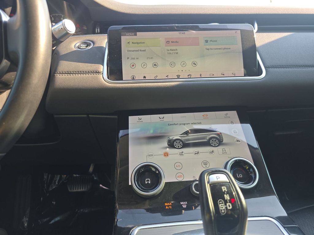 2020 Land Rover Range Rover Evoque Image 11