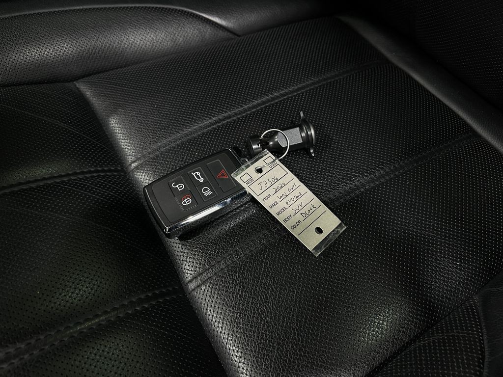 2020 Land Rover Range Rover Evoque Image 38